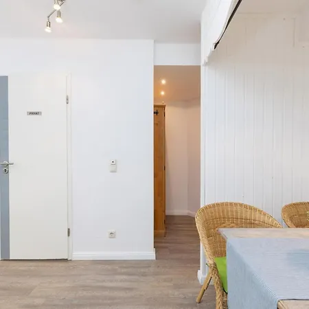 Ferienwohnung Die 2b *
